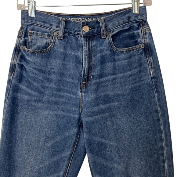 American Eagle Mom Jean distressed knees casual denim women’s 0 R - Picture 2 of 12